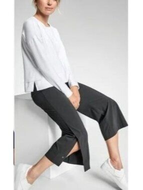 Athleta Womens High-Rise Black Wide-Leg Cropped Pants 4 Durable Fabric (LL599)
